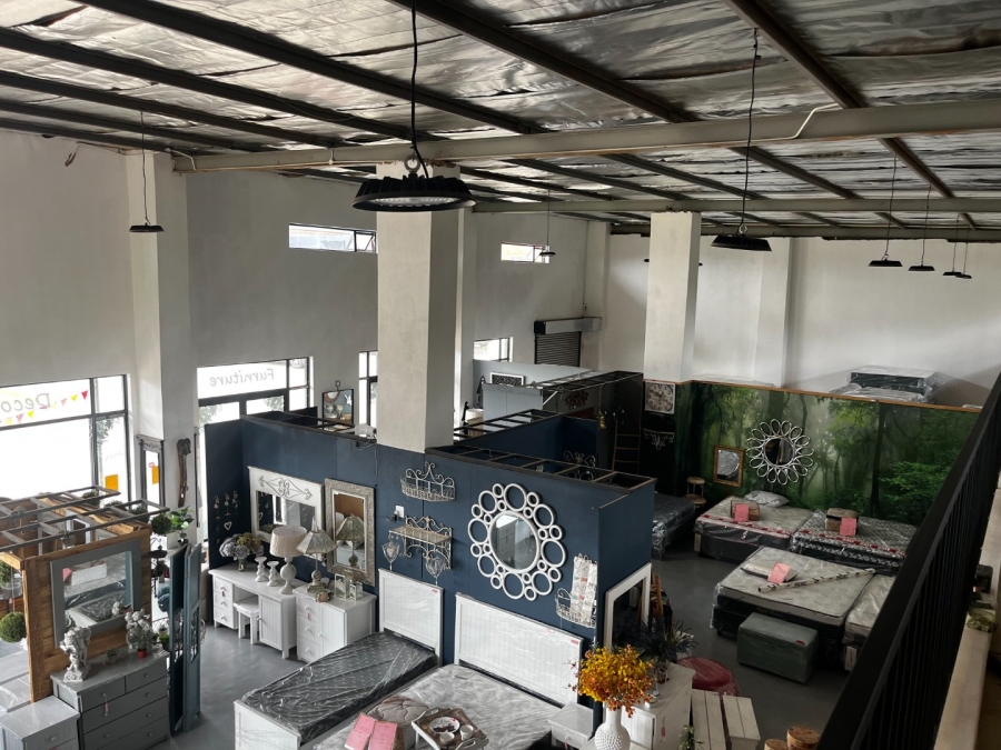 To Let commercial Property for Rent in Melodie North West